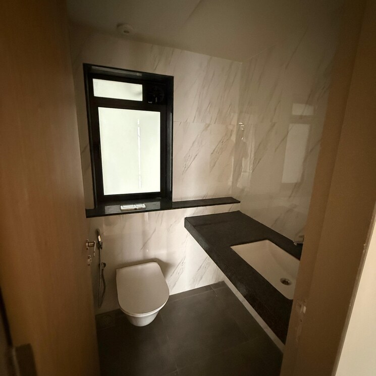 Bathroom, lodha-woods 3 Bedroom 1026 Sq.Ft. Apartment In Lokhandwala Mumbai 9495424