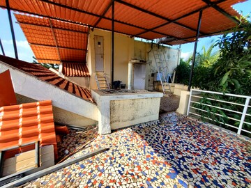 Bedroom in 5 BHK Apartment at Cosmos Hawaiian Village, Ghodbunder Road – for Rent