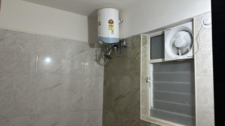 Bathroom, d-and-t-rajkamal-park-chs 3 Bedroom 872 Sq.Ft. Apartment In Aundh Pune 9495447