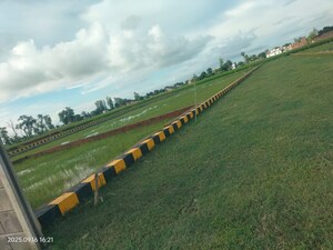  Plot – Exterior View View at Sultanpur Road - for Sale