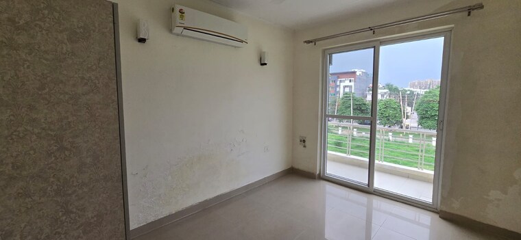 Room, orchid-island 4 Bedroom 2250 Sq.Ft. Builder Floor In Sector 51 Gurgaon 9495499