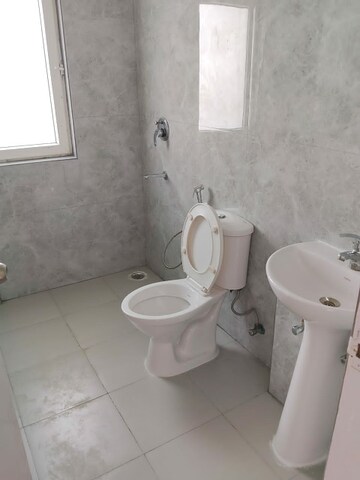 Bathroom in 3 BHK Apartment at ILD Grand, Sector 37c – for Rent