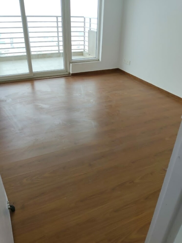 Room, ild-grand 3 Bedroom 1820 Sq.Ft. Apartment In Sector 37c Gurgaon 9495500