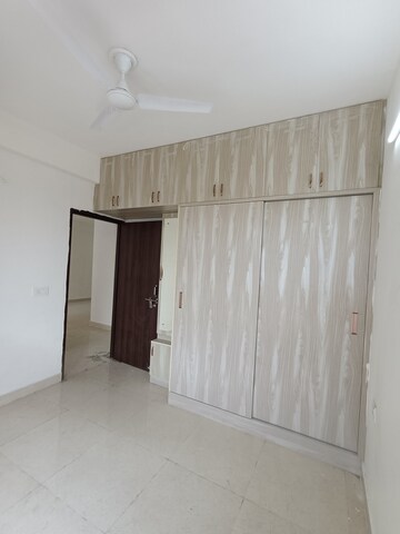2 BHK Apartment For Rent in Signature Global Prime, Sector 63a
