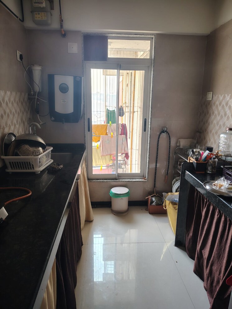 Kitchen, malad west 1 Bedroom 470 Sq.Ft. Apartment In Malad West Mumbai 9495525