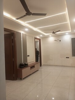 4 BHK + Extra Room Builder Floor For Sale in Sector 74