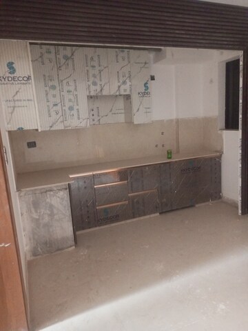 Kitchen in 4 BHK Builder Floor at Sector 74 – for Sale