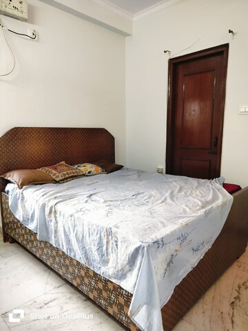 Bedroom in 2 BHK Apartment at Panchsheel Vihar – for Rent