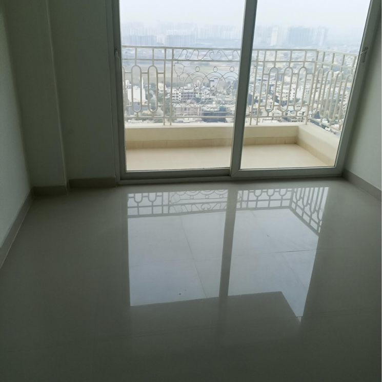 Room, mahagun-mirabella 2.5 Bedroom 1400 Sq.Ft. Apartment In Sector 79 Noida 9495526