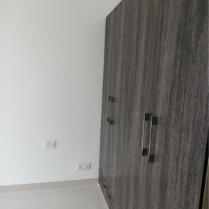 Bathroom in 2.5 BHK Apartment at Mahagun Mirabella, Sector 79 – for Rent