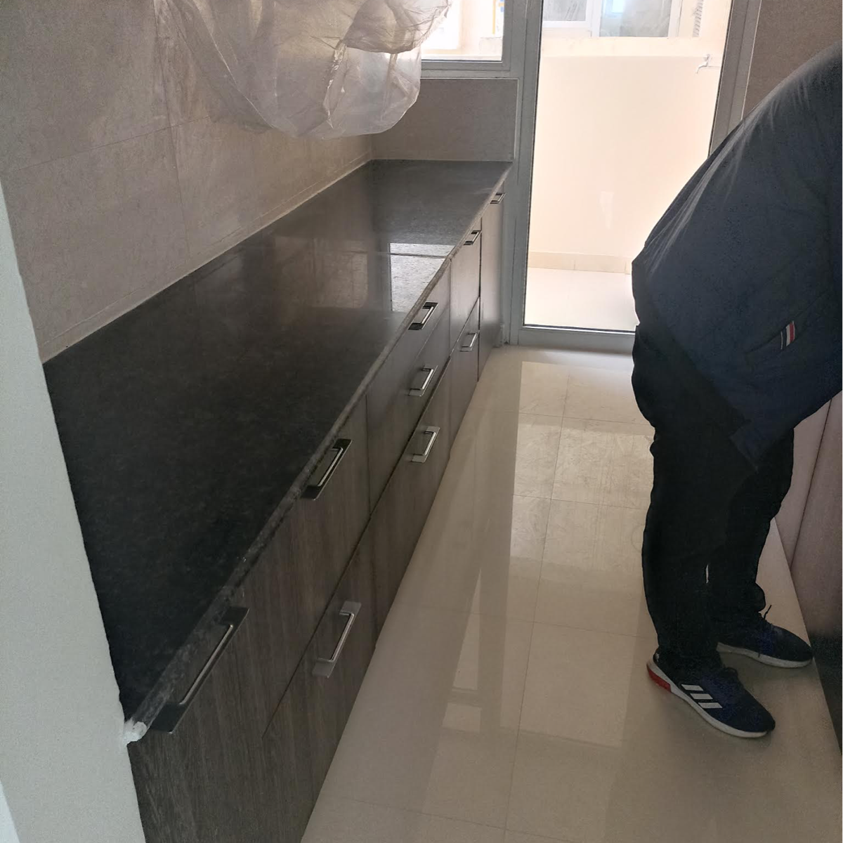 2.5 BHK + Study Room 1400 Sq.Ft. Apartment in Mahagun Mirabella