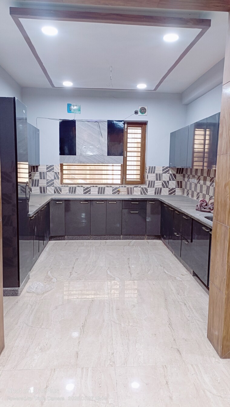Kitchen, ashoka-enclave-3 4 Bedroom 300 Sq.Yd. Builder Floor In Sector 35 Faridabad 9496150