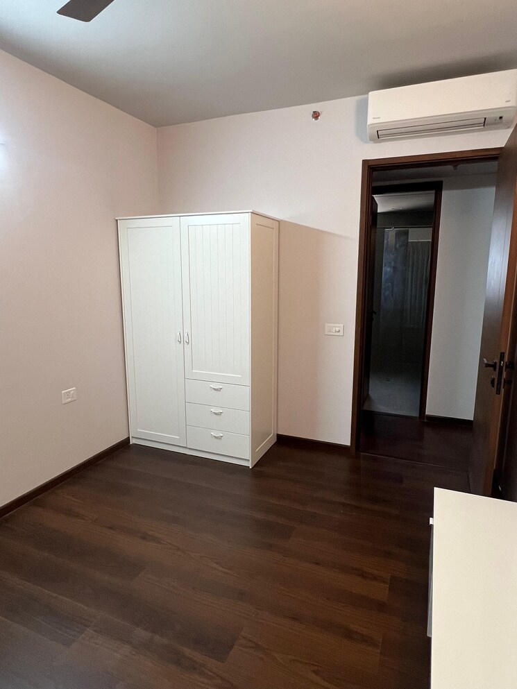 Room, krisumi-waterfall-residences 3 Bedroom 2503 Sq.Ft. Apartment In Sector 36a Gurgaon 9495555