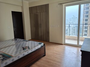 Room in 2 BHK Apartment at Gaur 14th Avenue High Street, Sector 16c Greater Noida – for Sale