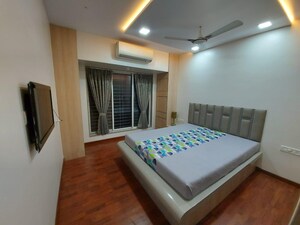 Bedroom in 2 BHK Apartment at Concrete Sai Samast, Chembur – for Rent