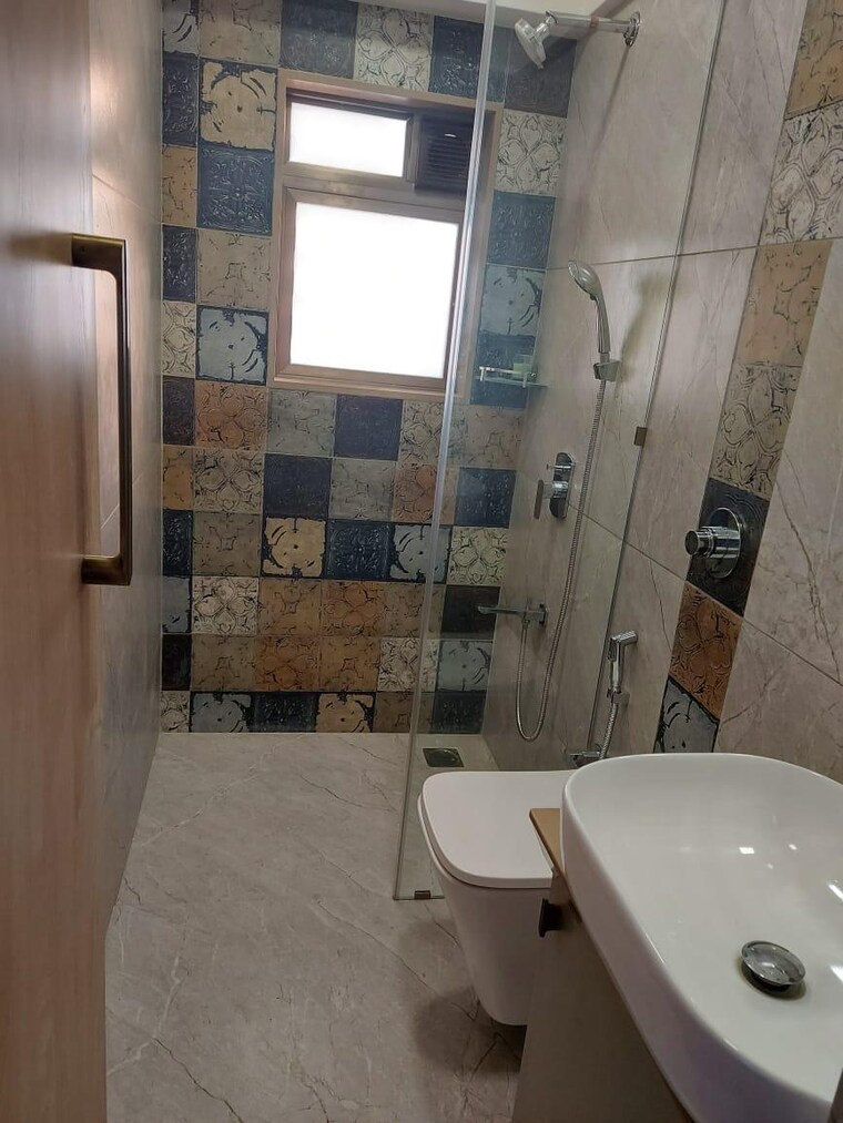 Bathroom, concrete-sai-samast 2 Bedroom 724 Sq.Ft. Apartment In Chembur Mumbai 9495570