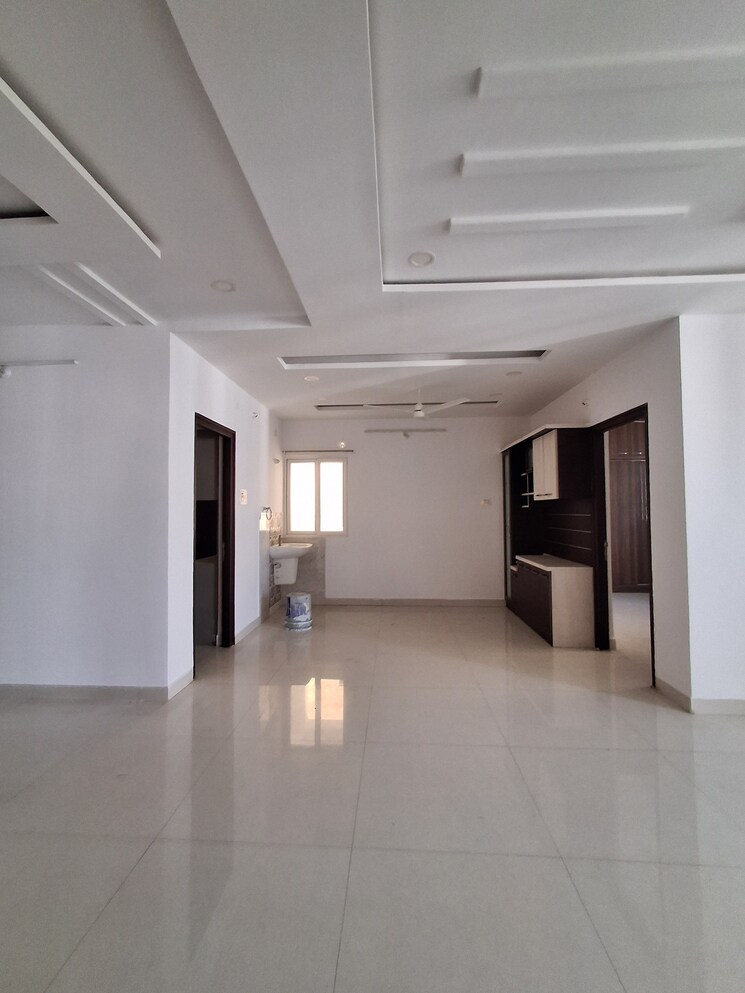 Living Room, hafeezpet 3 Bedroom 1950 Sq.Ft. Apartment In Hafeezpet Hyderabad 9495722