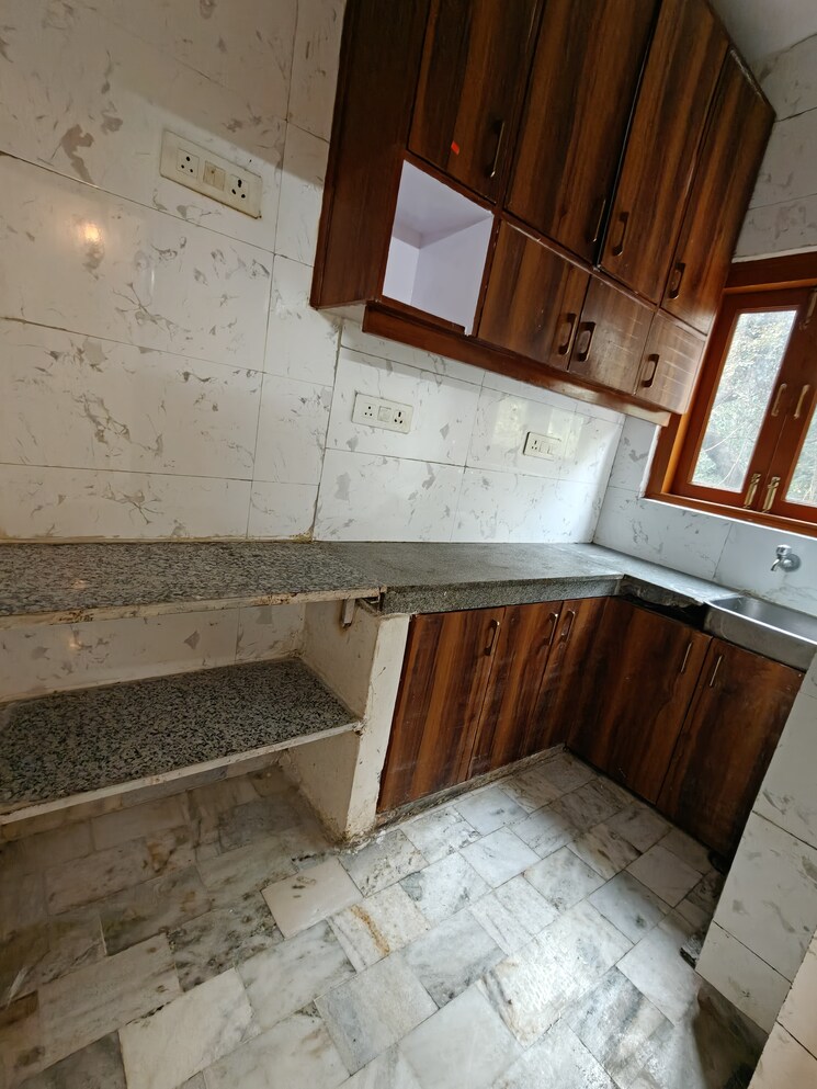 Kitchen, greater kailash 2 Bedroom 1200 Sq.Ft. Builder Floor In Greater Kailash Delhi 9495709