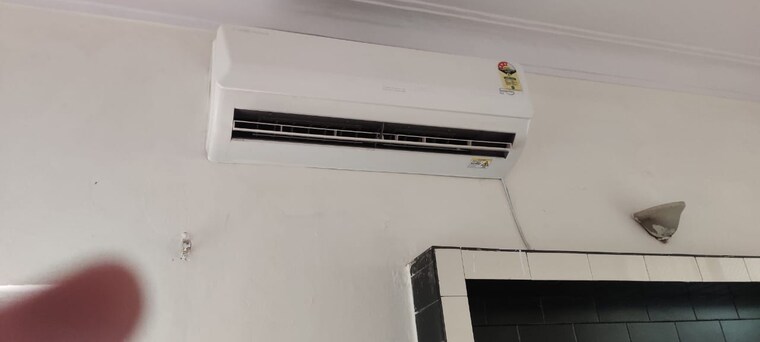 undefined, kasturba nagar 2 Bedroom 100 Sq.Yd. Builder Floor In Kasturba Nagar Delhi 9495616