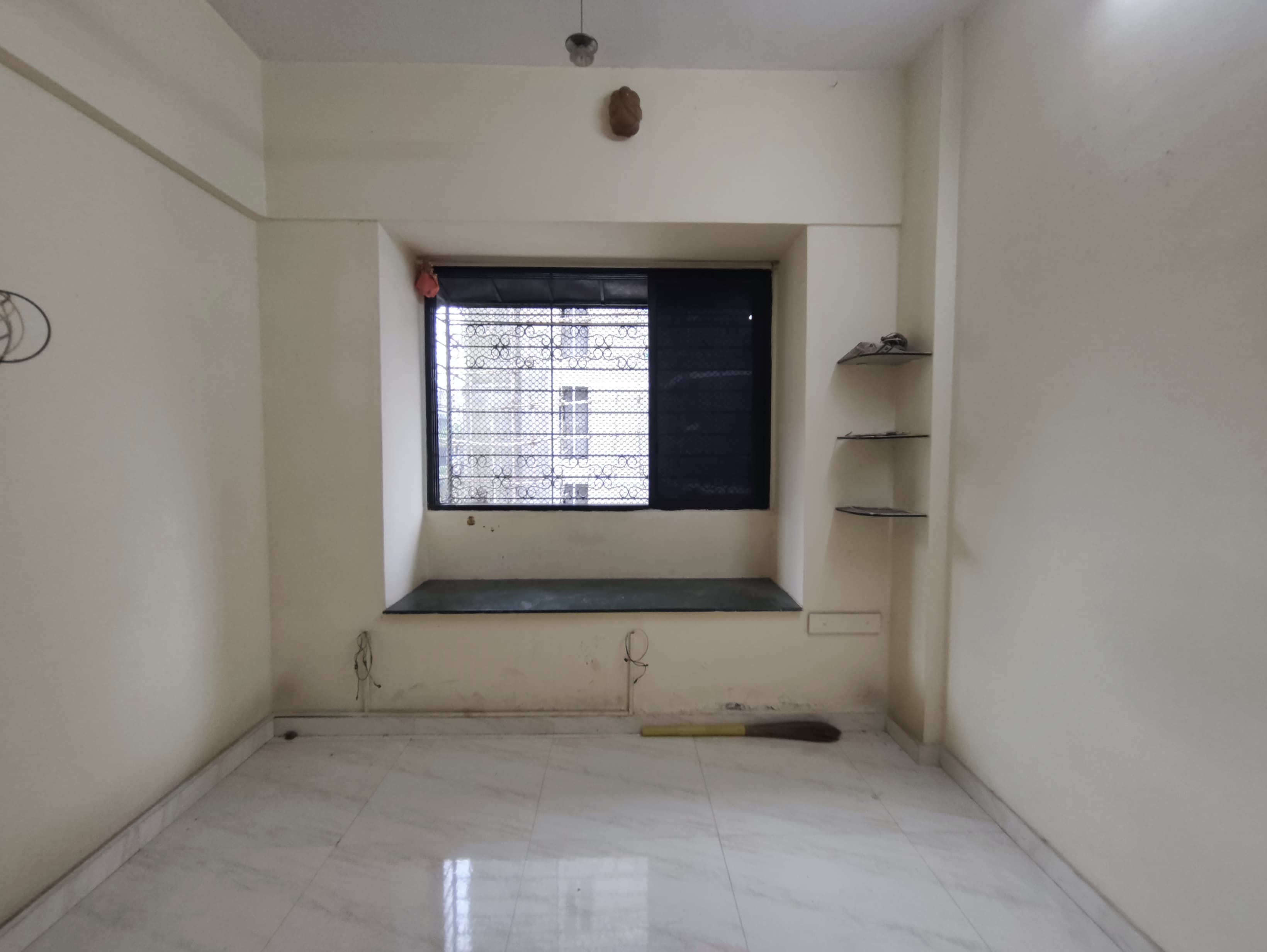 1 RkApartment For Sale in Shiv Darshan CHS Borivali West
