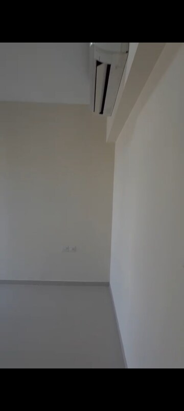 Furnished Amenities in 2 BHK Apartment at Lodha Casa Maxima, Mira Road – for Rent