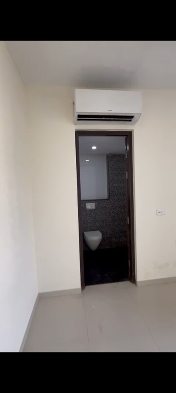 Furnished Amenities in 2 BHK Apartment at Lodha Casa Maxima, Mira Road – for Rent