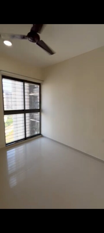 Room in 2 BHK Apartment at Lodha Casa Maxima, Mira Road – for Rent