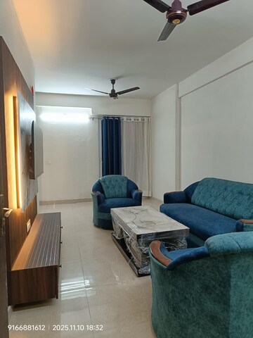 2 BHK Apartment For Rent in Signature Global Prime, Sector 63a