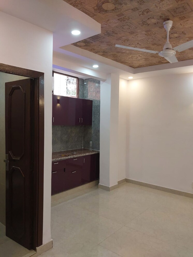 Room, panchsheel vihar 2 Bedroom 800 Sq.Ft. Apartment In Panchsheel Vihar Delhi 9495640