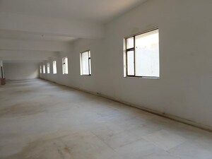 Room in  Industrial Plot at Sector 65 – for Rent