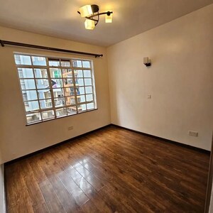 Room in 2 BHK Apartment at Neelkamal CHS Lower Parel, Lower Parel – for Rent