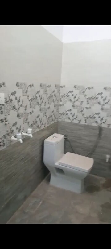 Bathroom in 2 BHK Apartment at Ansal Paradise Diamond, Sushant Golf City – for Rent