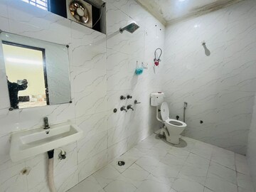 Bathroom in 1 RK Independent House at Kriti CGHS, Sector 21c – for Rent