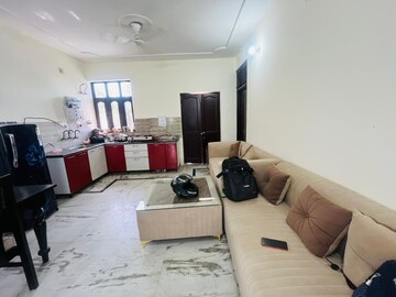 Living Room in 1 RK Independent House at Kriti CGHS, Sector 21c – for Rent