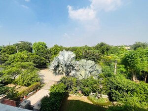 1 RK Independent House – Garden View at Kriti CGHS, Sector 21c - for Rent