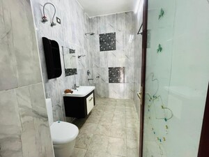 Bathroom in 1 RK Independent House at The Sangam CHS, Sector 21d – for Rent