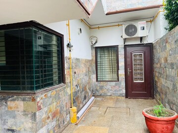 Balcony in 1 RK Independent House at The Sangam CHS, Sector 21d – for Rent