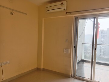 Room in 3 BHK Apartment at ABIL Imperial, Baner – for Rent