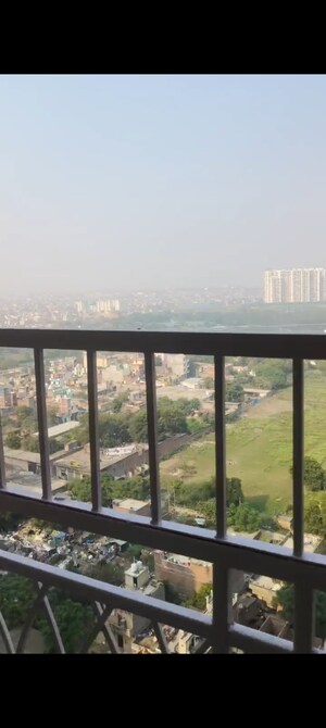 Swimming Pool in 2 BHK Apartment at Mahagun Mywoods, Sector 16c Greater Noida – for Sale