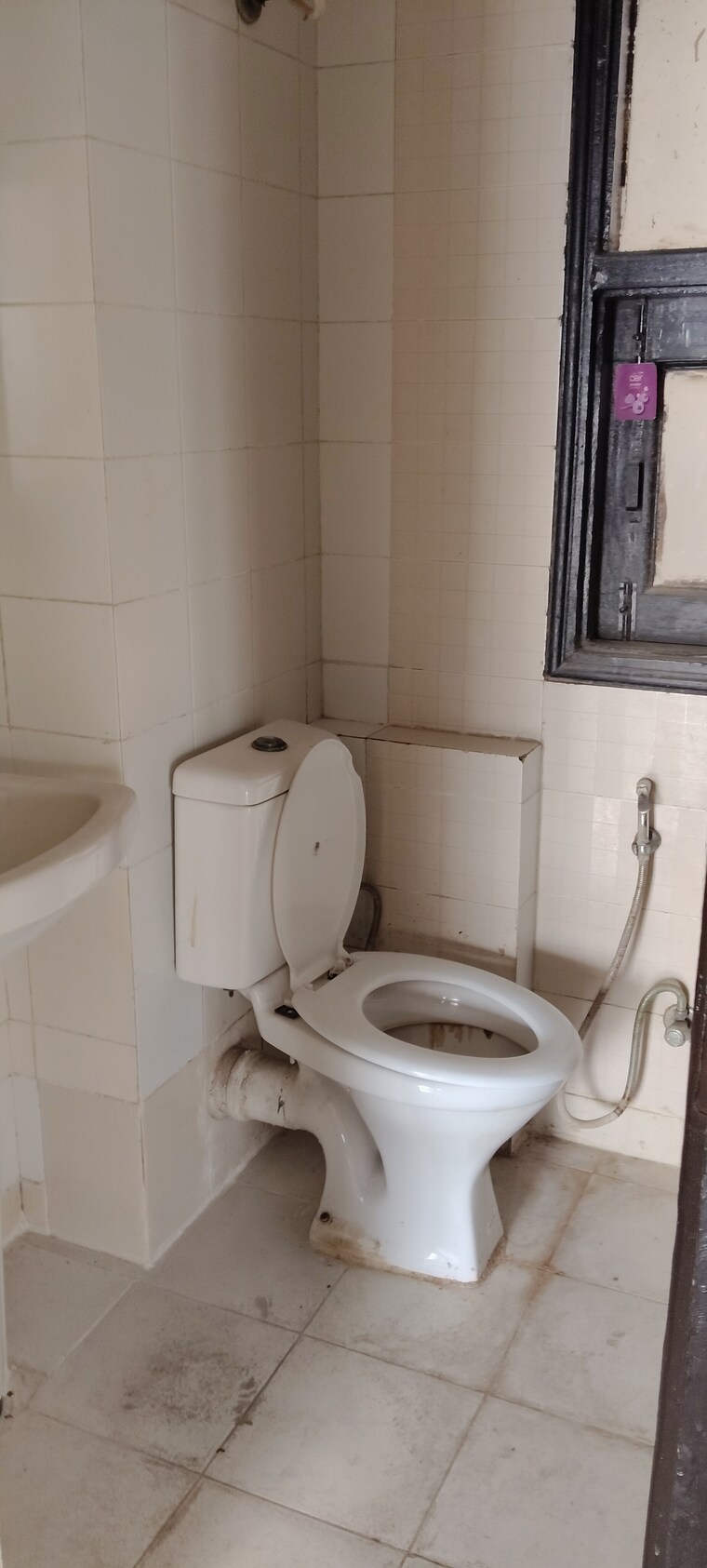 Bathroom, rps-savana 2.5 Bedroom 1360 Sq.Ft. Apartment In Sector 88 Faridabad 9495954