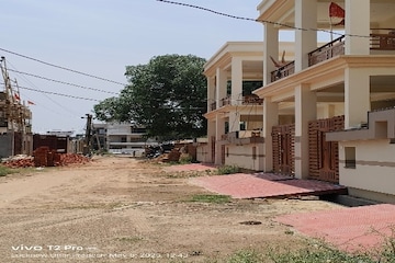  Plot – Exterior View View at Jankipuram - for Sale