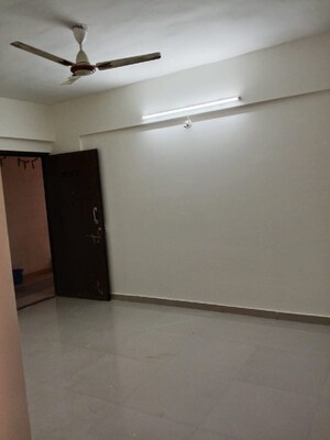 2 BHK Apartment For Rent in Rama Metro Life Optima, Tathawade