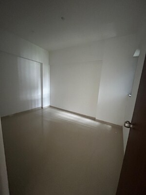 Room in 2 BHK Apartment at Rama Metro Life Optima, Tathawade – for Rent