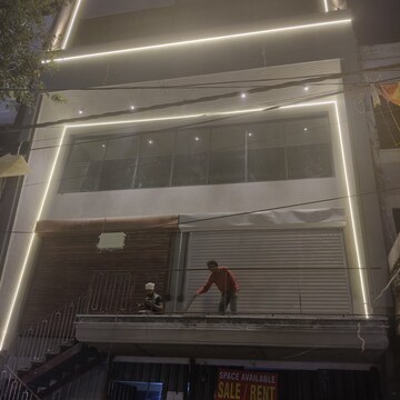  Shop For Rent in Paschim Vihar