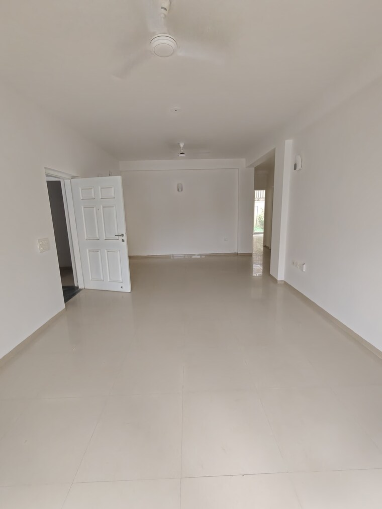 Living Room, emaar-emerald-floors-select 3 Bedroom 267 Sq.Yd. Apartment In Sector 65 Gurgaon 9496223