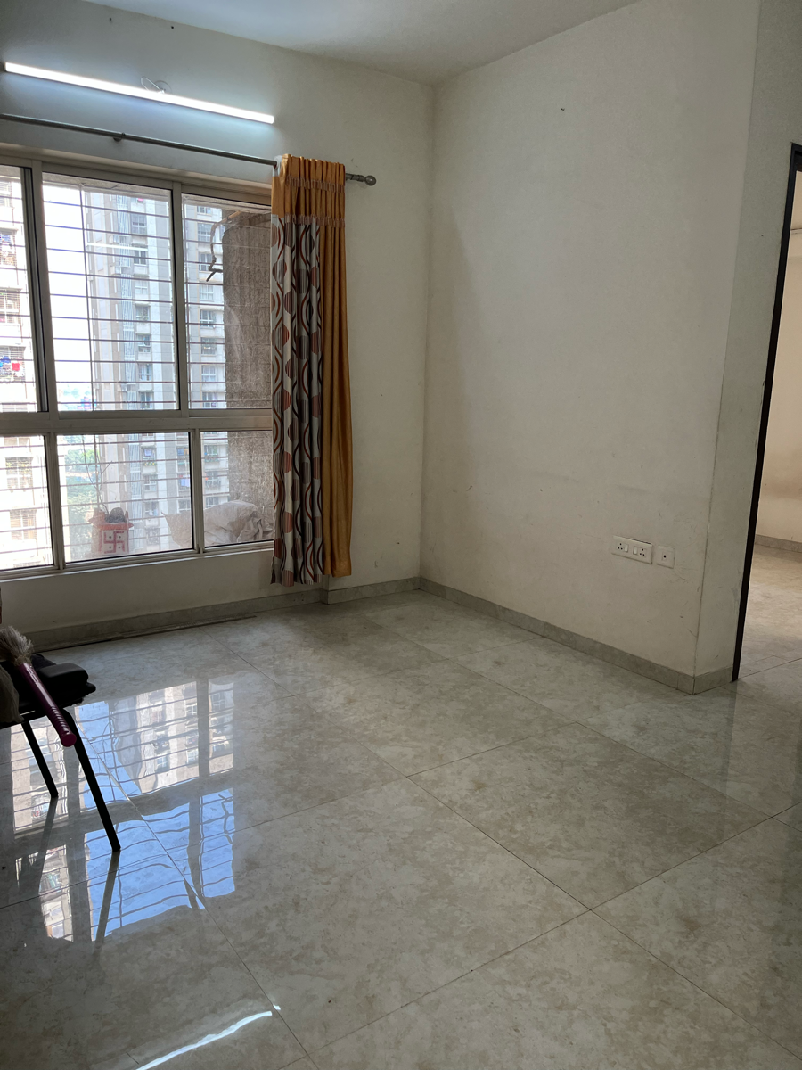 2 BHK + Pooja Room Apartment For Rent in Lodha Amara Tower 32 And 33