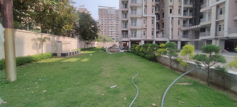 Garden, royce-sentosa-parc 2 Bedroom 1150 Sq.Ft. Apartment In Raj Nagar Extension Ghaziabad 9496433