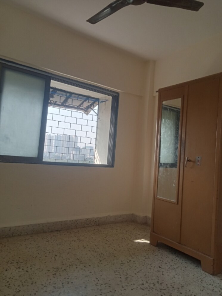 Room, gokul-paradise 1 Bedroom 422 Sq.Ft. Apartment In Kandivali East Mumbai 9496701