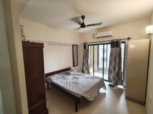 Bedroom in 3 BHK Apartment at Kadamba Plateau – for Rent
