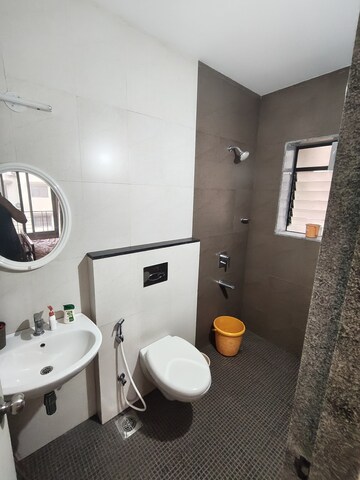 Bathroom in 3 BHK Apartment at Kadamba Plateau – for Rent